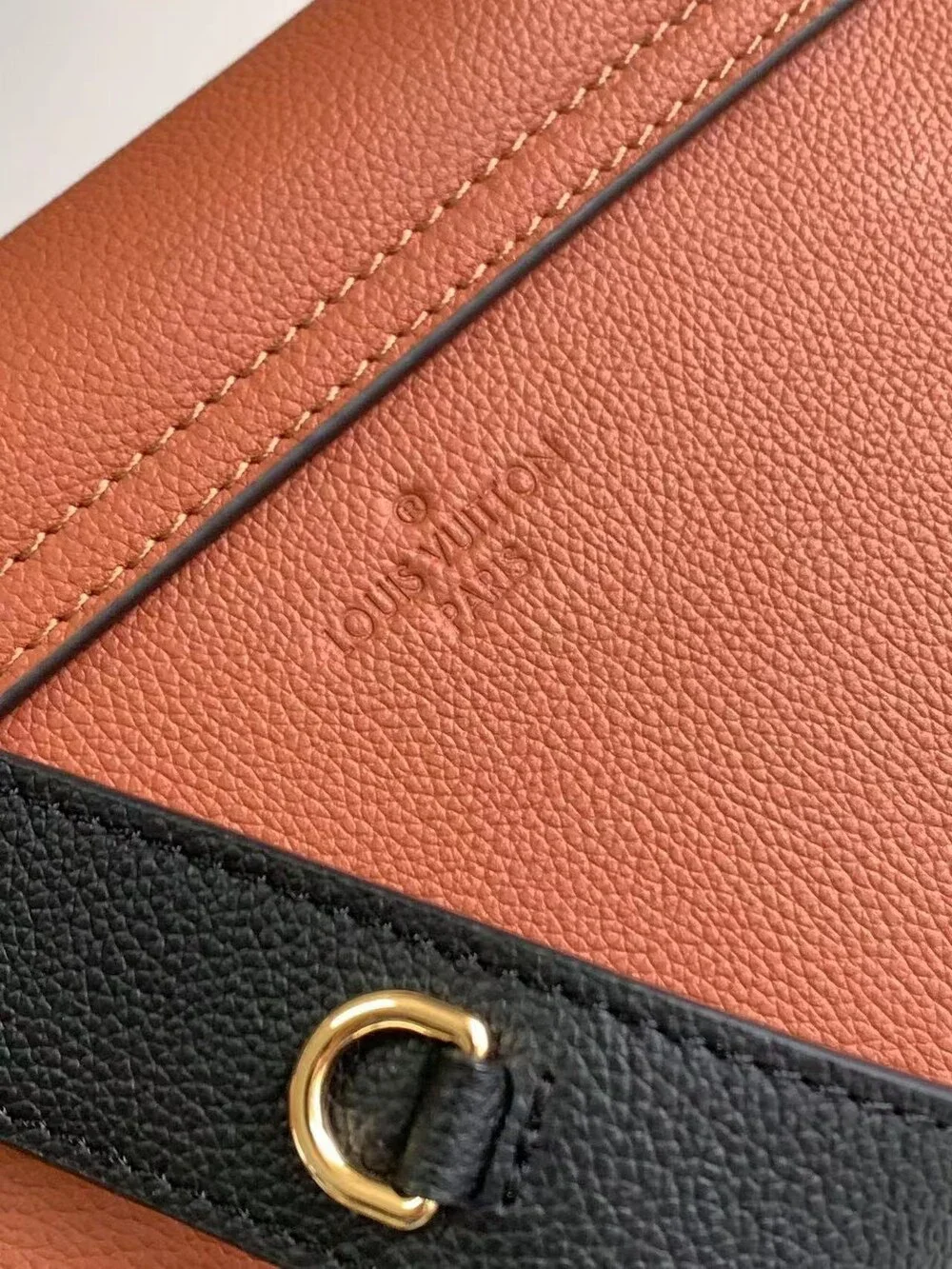 Louis Vuitton Lockme Tender Brown